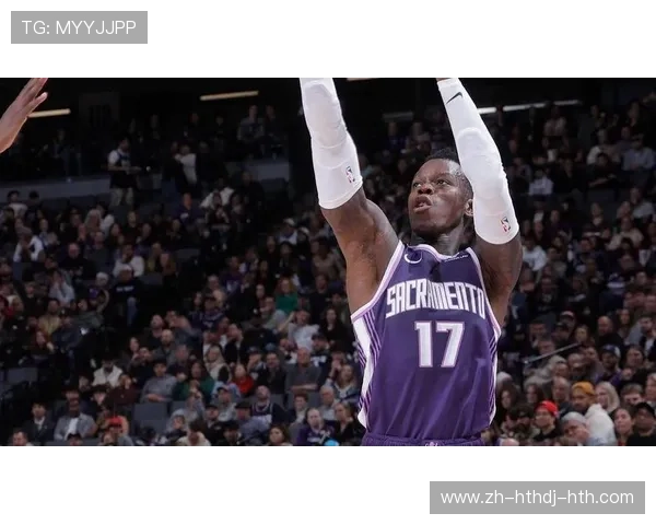 火箭队对战国王队的比赛有哪些关键时刻和精彩表现